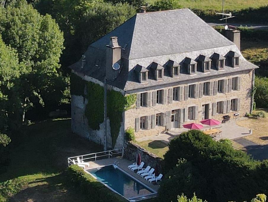 Belle Et Confortable Demeure Du XVII Eme Siecle Champagnac  Exterior photo
